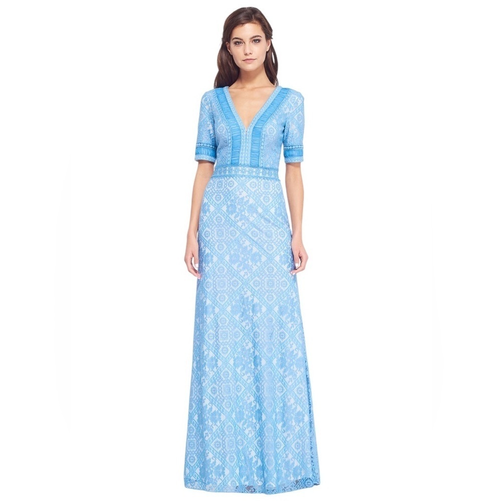 Tadashi Shoji NWT Landry Lace Embroidered Full Length Maxi Gown Blue Size 6
